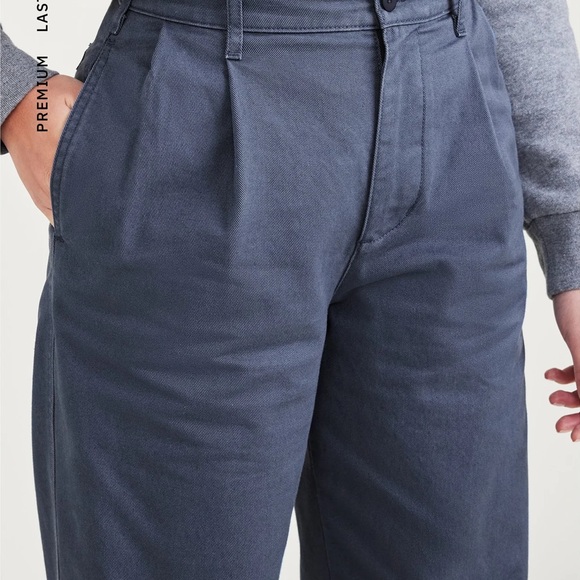 Dockers high waisted pleated pants -never worn - Picture 3 of 6